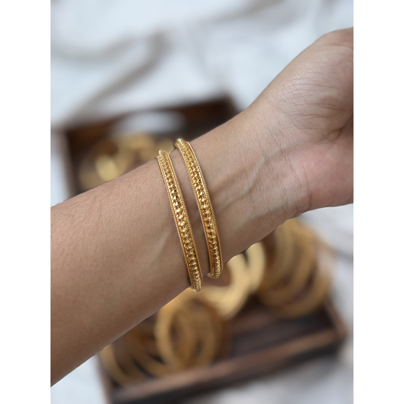 Twist gold - daily wear bangles